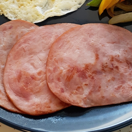 canadian bacon slices
